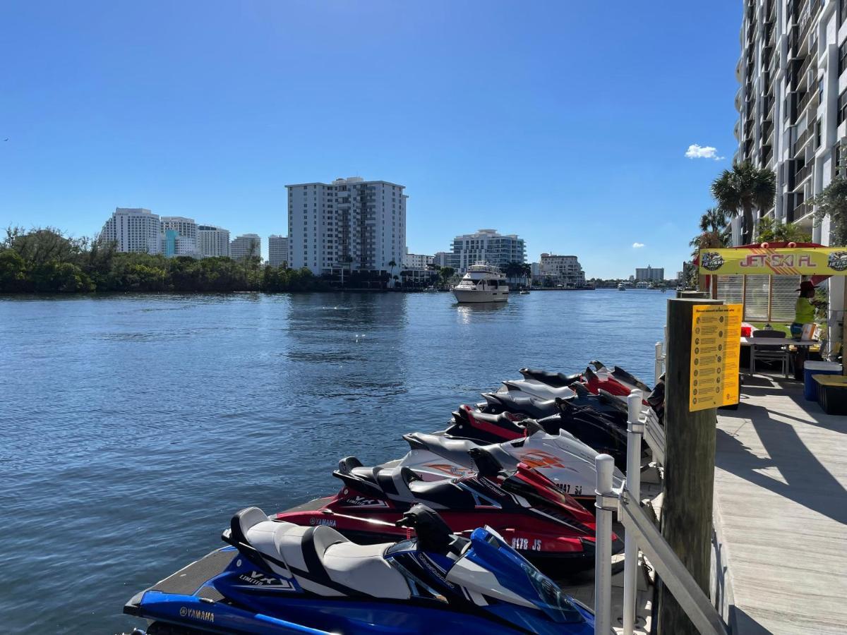 Waterview Condo- Spacious 2 Bedroom - Central - Steps To Beach Fort Lauderdale Exterior photo