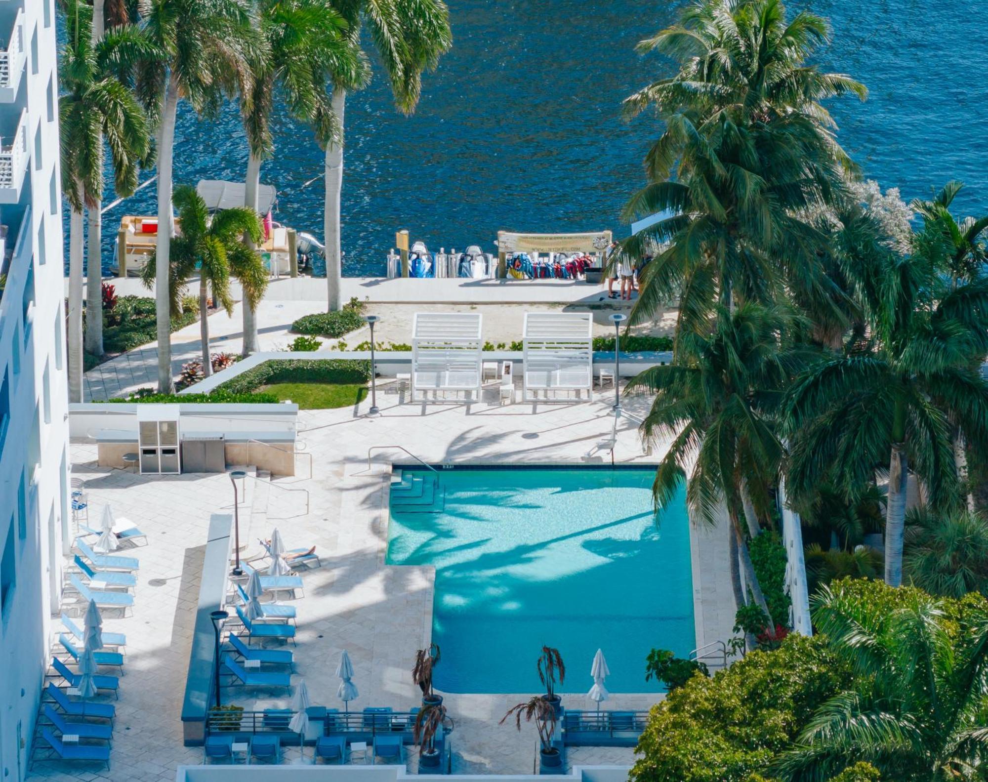 Waterview Condo- Spacious 2 Bedroom - Central - Steps To Beach Fort Lauderdale Exterior photo